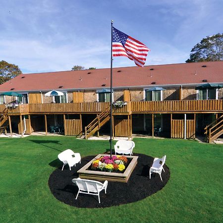 Cape Winds Resort Hyannis Bagian luar foto