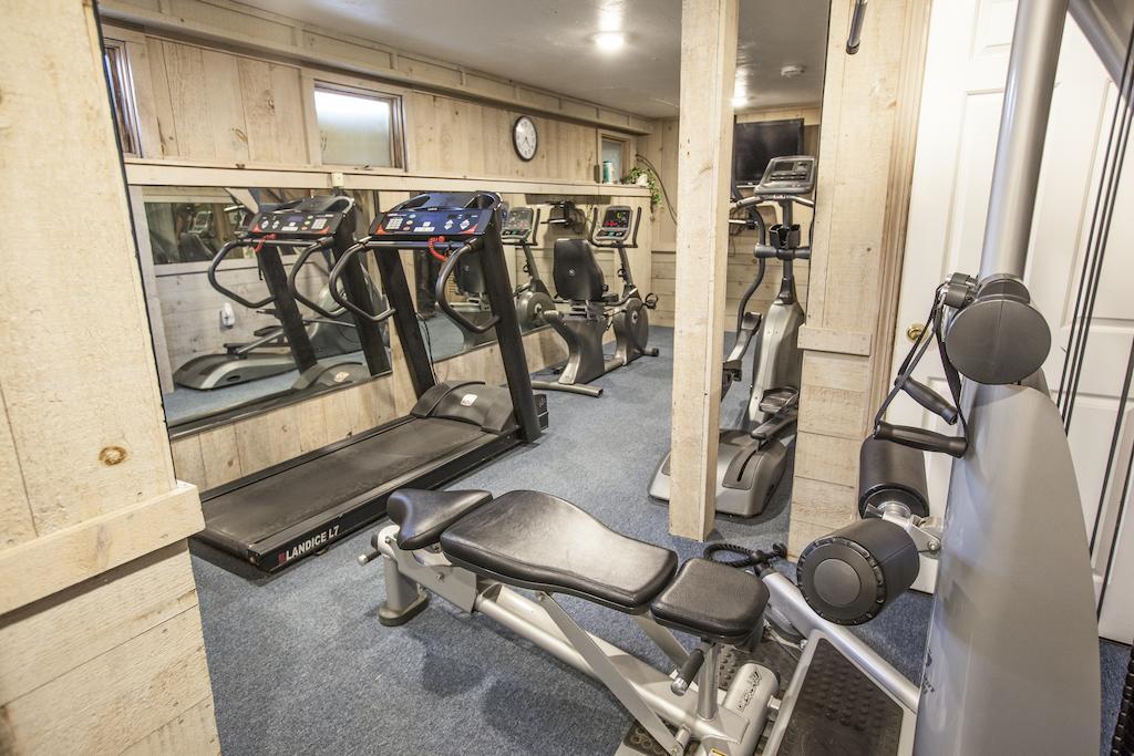 Cape Winds Resort Hyannis Bagian luar foto