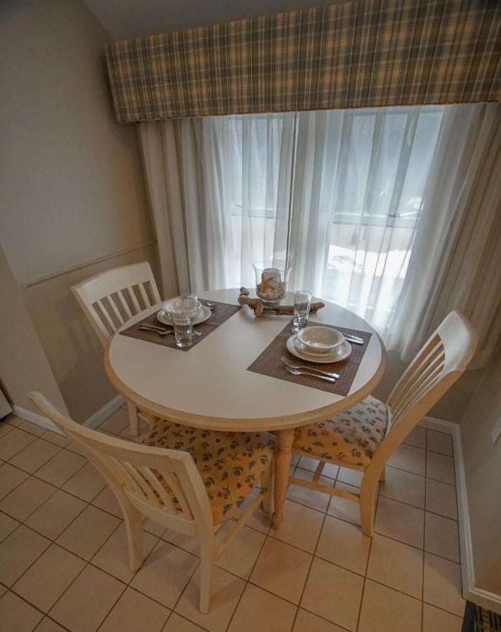 Cape Winds Resort Hyannis Bagian luar foto
