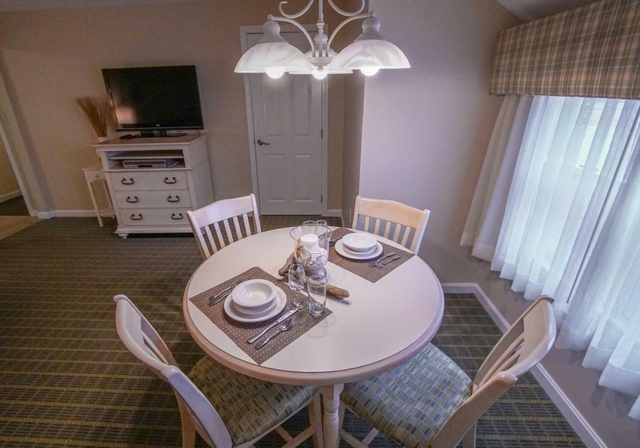 Cape Winds Resort Hyannis Bagian luar foto